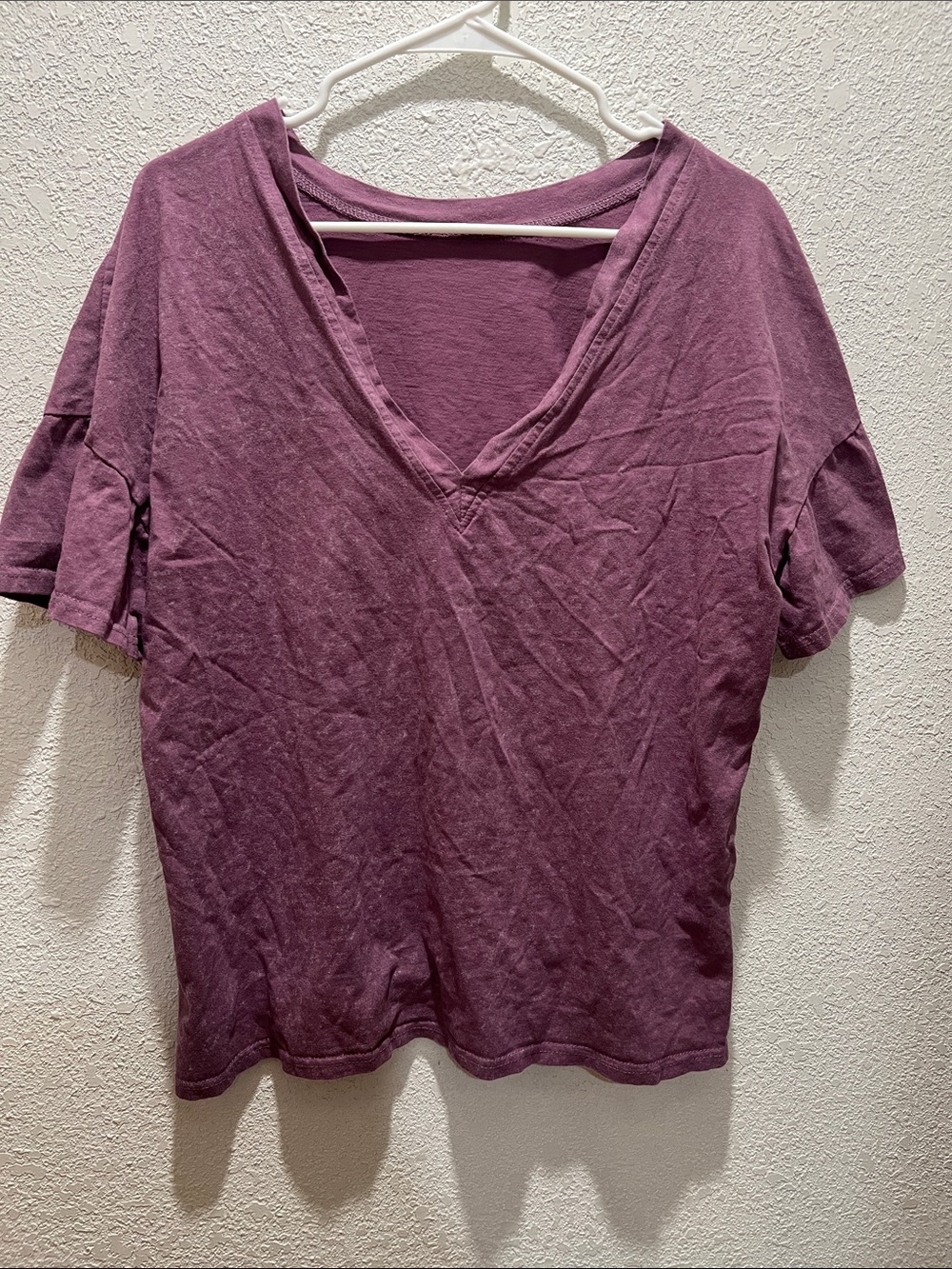 V-Neck Short Sleeve Top in Dusty Plum set